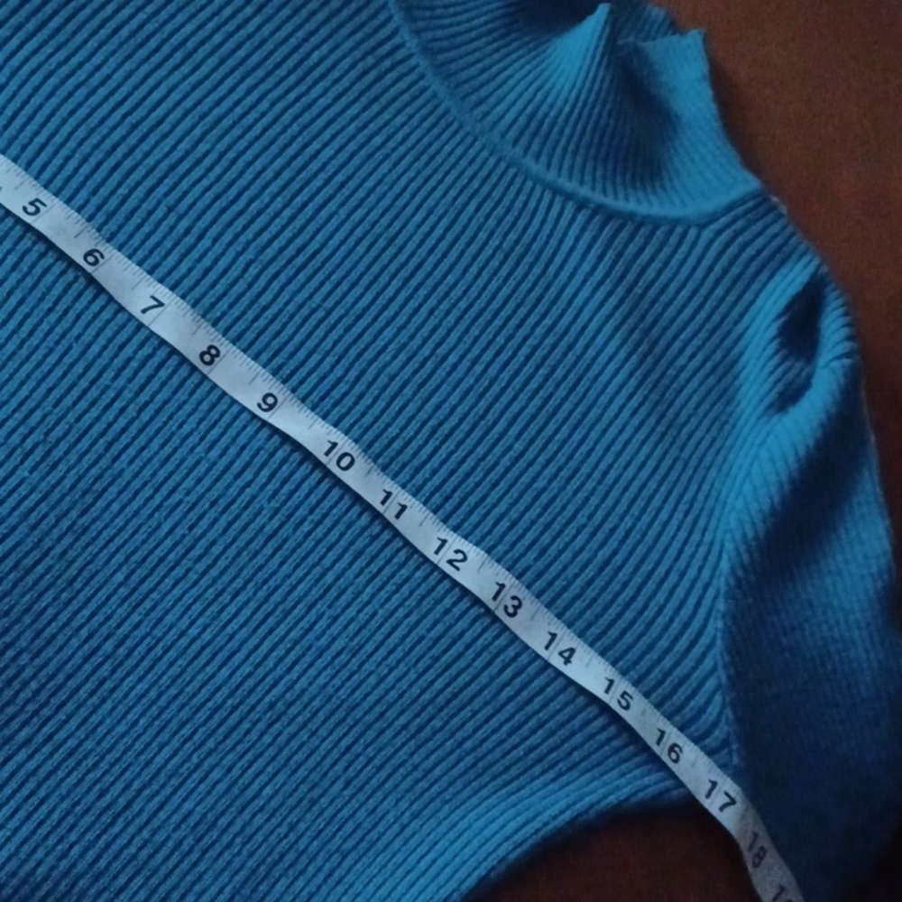 -- Cache Blue Ribbed Knit Top - Picture 5 of 10